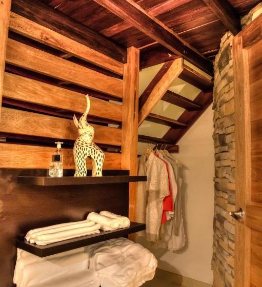 수피리어 룸, Casa De Leda, A Kali