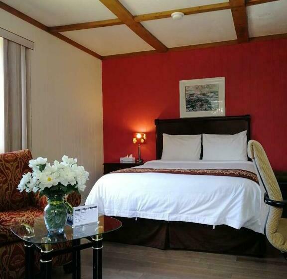 수피리어 룸 퀸 침대, Motel Chantolac