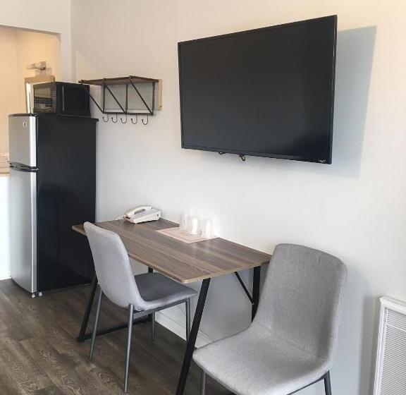 Четырехместный Номер Deluxe, Elect Inn 5