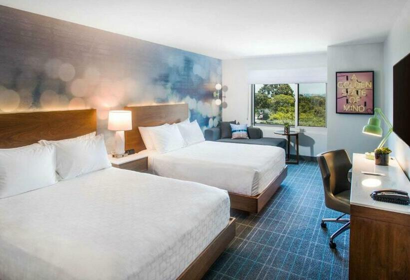 Стандартный Номер Кровать Кинг, Cambria Hotel Lax