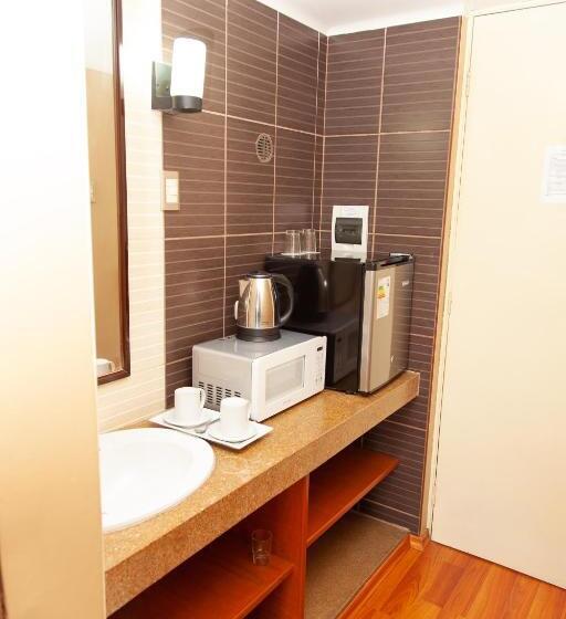 Стандартный Номер Кровать Кинг, Holiday Suites
