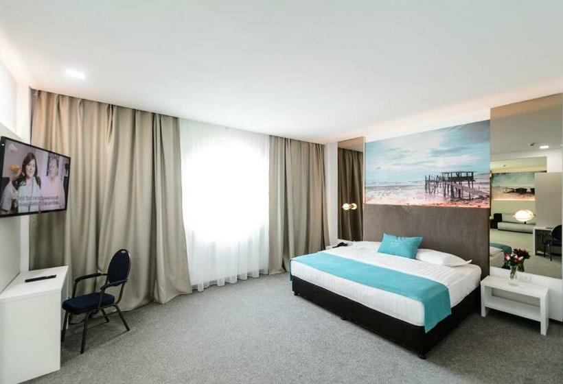 آپارتمان 1 خوابه, Mirage Medspa