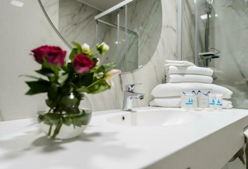 آپارتمان 1 خوابه, Mirage Medspa