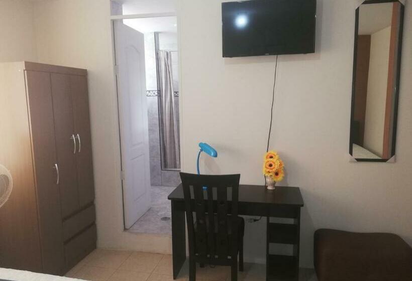 اتاق استاندارد سه نفره, Apartments & Rooms Helena