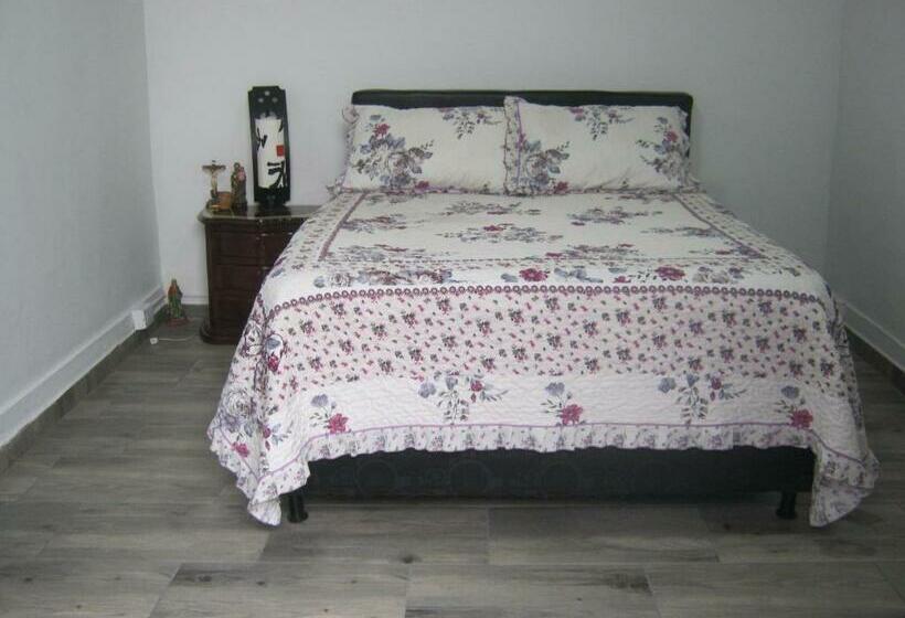 스탠다드 룸, Angie`s House