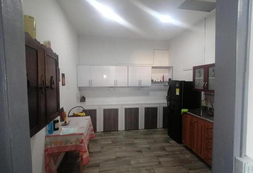 스탠다드 룸, Angie`s House