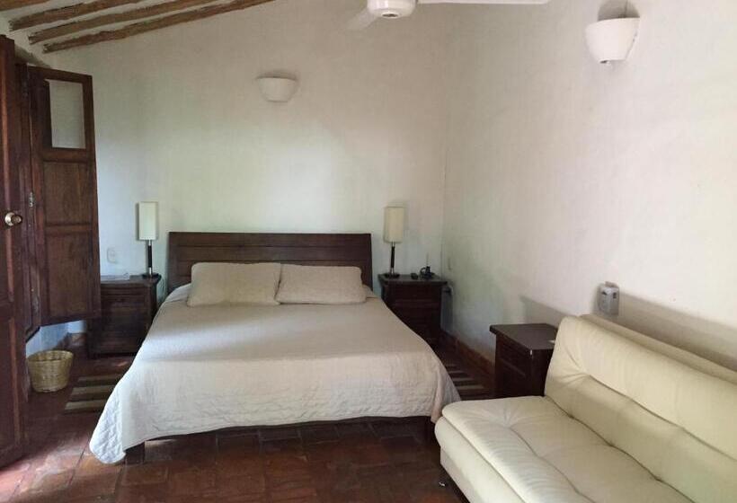 اتاق استاندارد, Achiotte Masaya Collection