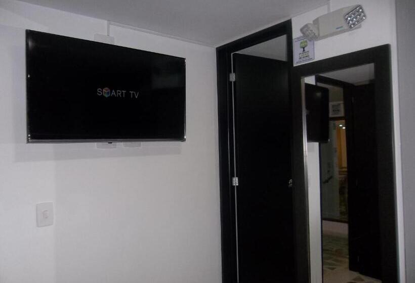 Quarto Superior, Casa Jac