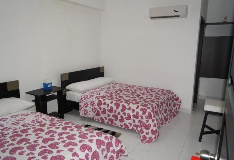 Quarto Quádruplo Estandar, Mar Di Plata
