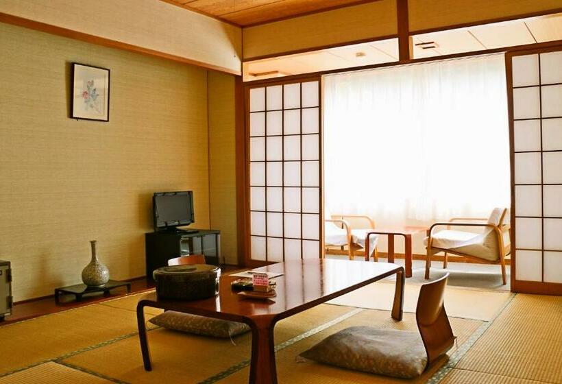 Номер Стандарт Вид на Горы, Oshuku Onsen Kagasuke