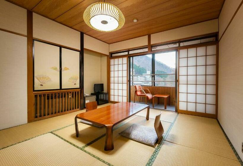 Номер Стандарт Вид на Горы, Oshuku Onsen Kagasuke