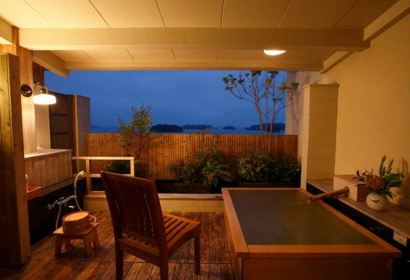 اتاق استاندارد, Ubudo