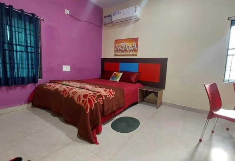 Номер Deluxe Кровать Кинг, Aradhya Regency Near Konark Sun Temple By Morservices