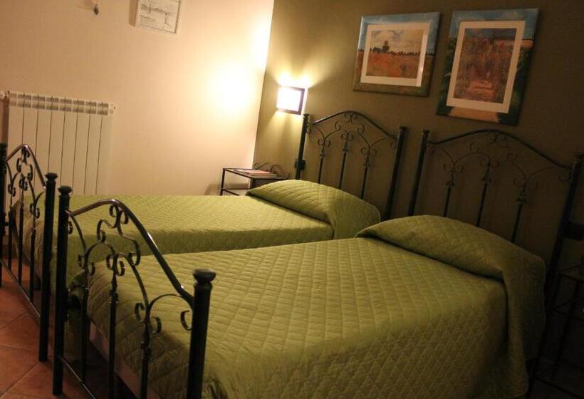 اتاق استاندارد یک نفره, B&b Le Quattro Fontane