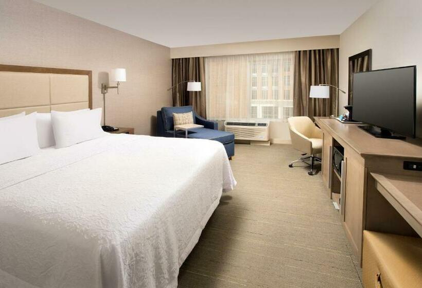 Номер Стандарт Кровать Кинг Адаптированный для Инвалидов, Hampton Inn By Hilton Wilmington Downtown