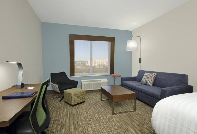 Люкс Адаптированный для Инвалидов, Holiday Inn Express & Suites Columbus North By Ihg