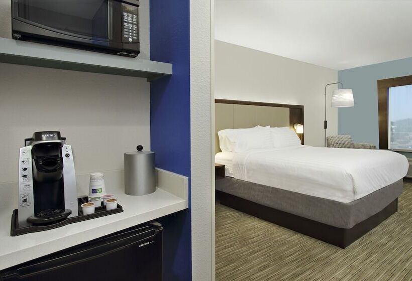 Люкс, Holiday Inn Express & Suites Columbus North By Ihg