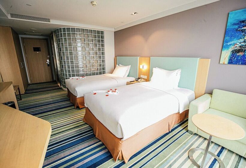 标准间, Holiday Inn Express Yingkou Onelong Plaza, An Ihg