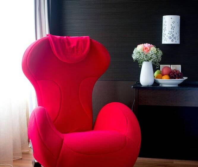 デラックストリプルルーム, Vouk Hotel Suites