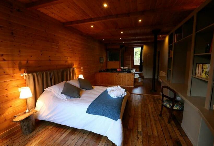 غرفة قياسية مزوَّدة بجاكوزي, La Font Vineuse & Spa