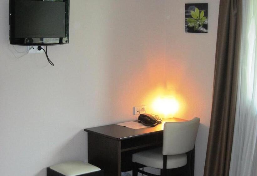 Трежместный Номер Economy, Hôtel Particulier Villa Des Marais