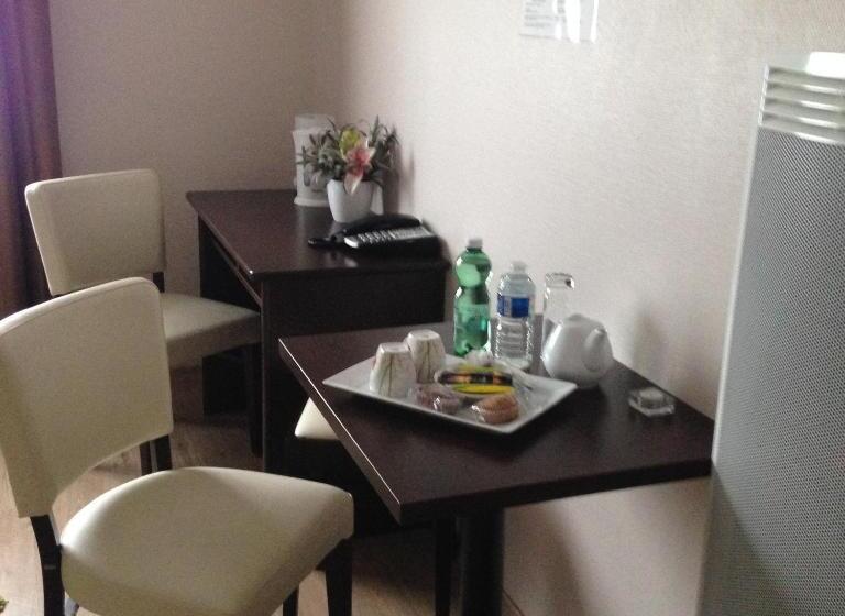 חדר קומפורט לשלושה, Hôtel Particulier Villa Des Marais