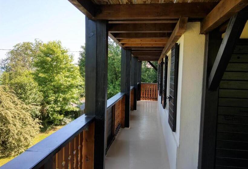 Четырехместный Номер Стандарт, Domaine De L'olifant