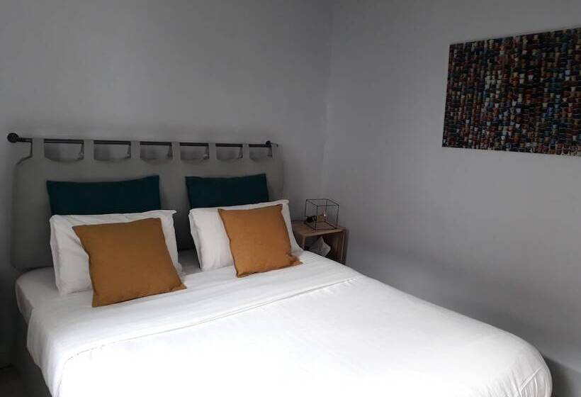 Quarto Estandar, La Banasterie