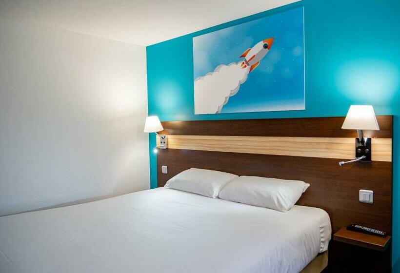 Номер Стандарт, Contact Hotel Restaurant La Chaumière Les Mureaux Flins