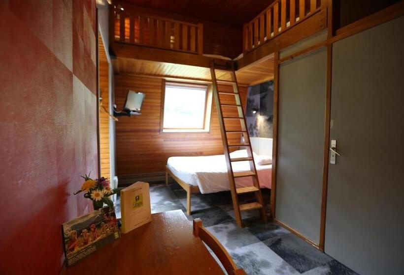 패밀리 룸, Gîte Hôtel Le P Tit Cham