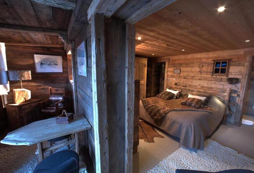 Полулюкс, Les Chalets Hôtel De La Croix Fry