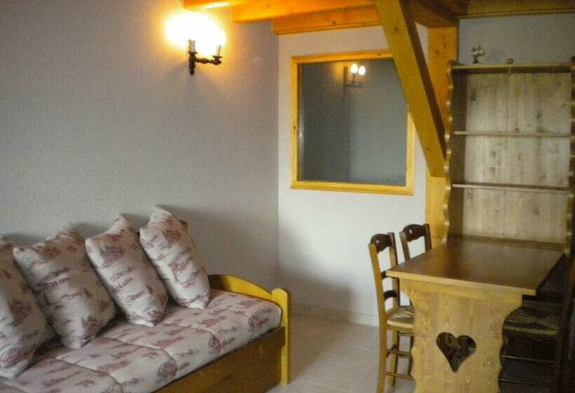 Номер Стандарт, Auberge La Ferme De Ferrières
