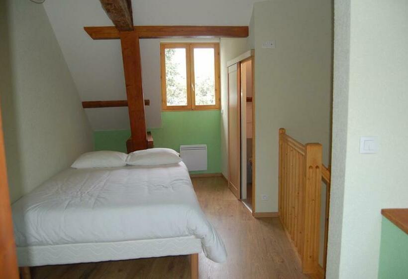 Номер Стандарт Трехместный, Auberge La Ferme De Ferrières