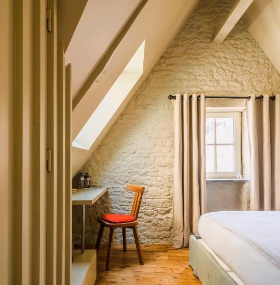 Номер Superior, La Maison Pavie