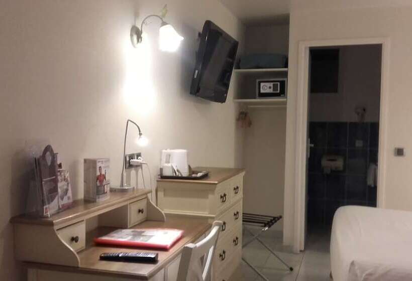Номер Стандарт, Contact Hôtel   Motel Les Bleuets