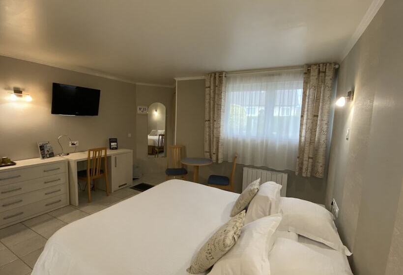 Номер Стандарт, Contact Hôtel   Motel Les Bleuets