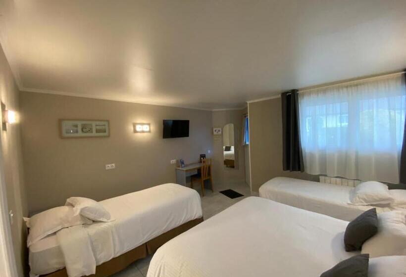 Четырехместный Номер Стандарт, Contact Hôtel   Motel Les Bleuets