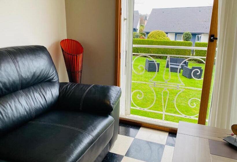 Дом 1 Спальня, Contact Hôtel   Motel Les Bleuets