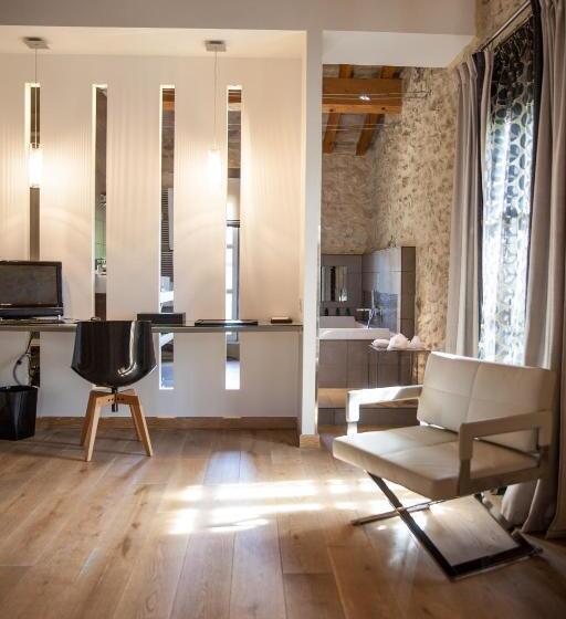 Полулюкс Одноместный с Террасой, Domaine De Verchant & Spa   Relais & Châteaux