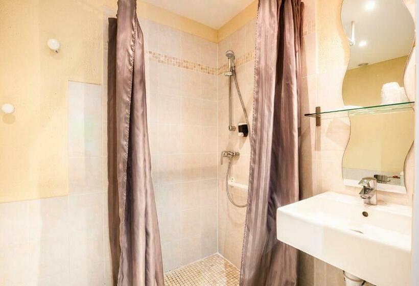 Номер Стандарт, Hôtel Le Nid