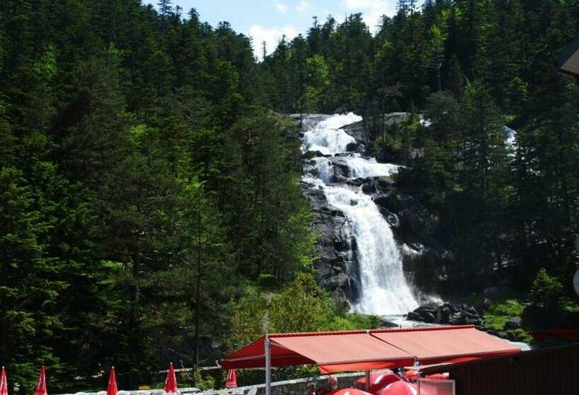 Номер Стандарт, Hôtel Les Templiers