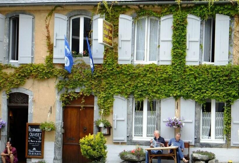 Семейный Номер, Hôtel Les Templiers