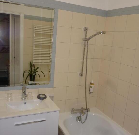 غرفة قياسية, Hôtel Picardia