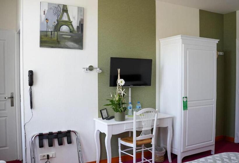 Номер Стандарт Трехместный, Hôtel Picardia
