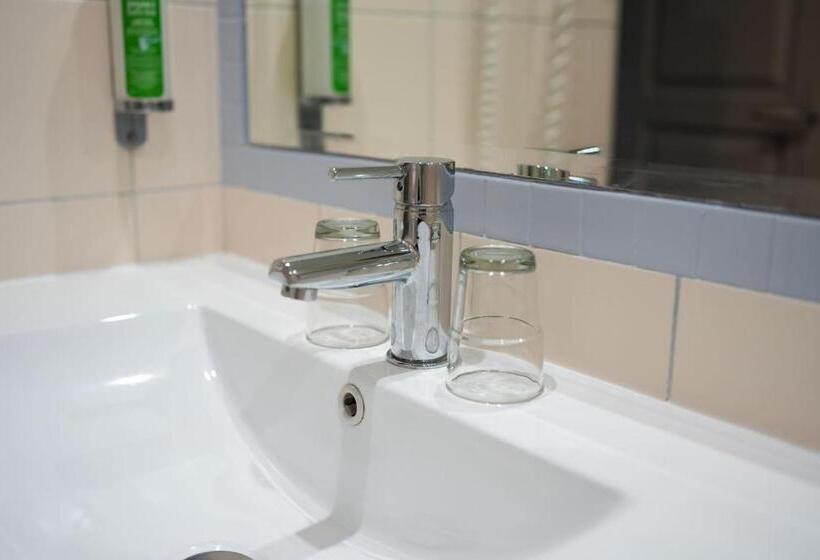 Номер Стандарт Трехместный, Hôtel Picardia