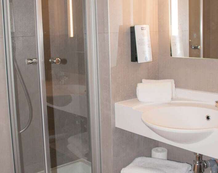 Номер Стандарт, Kyriad Montpellier Ouest St Jean De Védas   A709