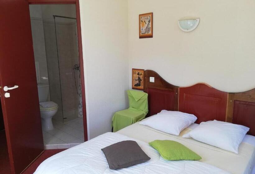 Номер Стандарт Трехместный, L'Auberge d'Eygliers