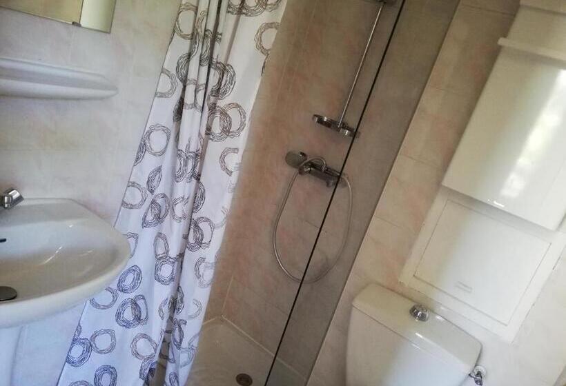 Четырехместный Номер Стандарт, L'Auberge d'Eygliers