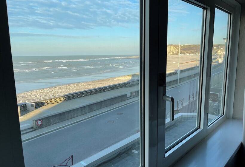 스탠다드 룸 바다 전망, Les Fregates