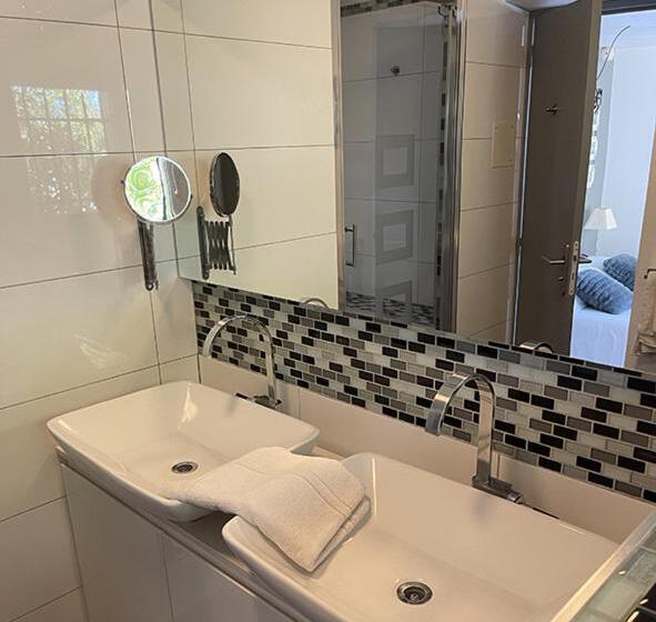 Номер Superior, Les Loges Du Luberon